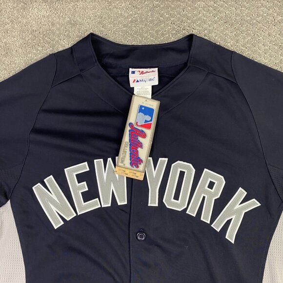 New York Yankees Baseball Jersey Men's Medium Majestic Cool Base Authentic Black - Picture 2 of 14